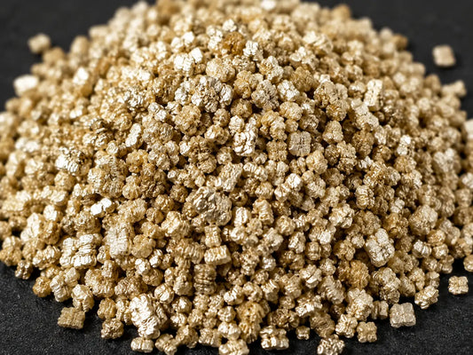 Vermiculite - J PLUS T Premium Coarse Soil Conditioner, 10L High Moisture Retaining Amendment for Plants
